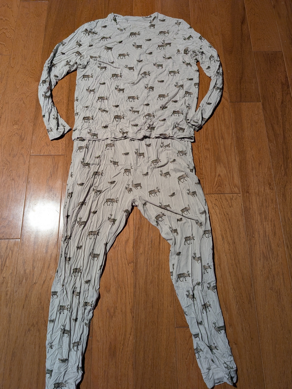 Reindeer Print Kyte Mens Pajama Set - Sz Large